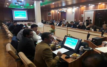 عدم ذخیره رطوبت مشکل اصلی جنگل های زاگرس است/ منابع طبیعی را با مردم آشتی دهید