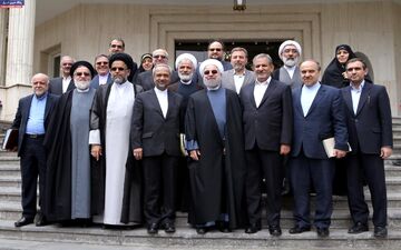 کدام وزراء رفتنی شدند؟ کدام وزراء ماندنی؟