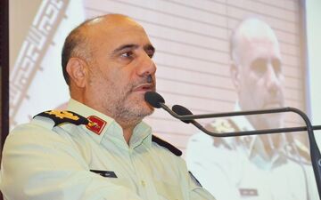 کشف انبارهای احتکار کاغذ و لوازم خانگی در تهران/شناسایی متخلفانِ ورزشگاه آزادی