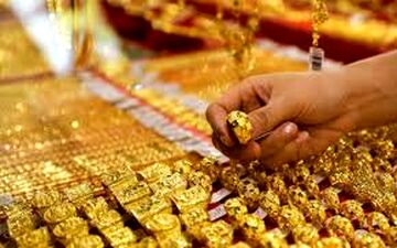 هجوم خریداران به بازار طلا پس از تعویق مذاکرات | قیمت طلا ۱۰ میلیونی می شود؟