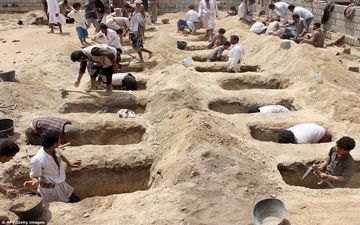 تجمع اعتراض آمیز/مردم یمن جنایت های عربستان را محکوم کردند