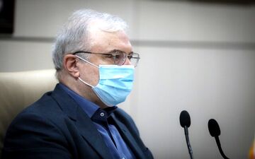 تکذیب شد؛ وزیر بهداشت کرونا نگرفته است