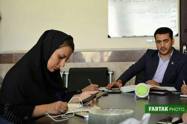 نشست خبری مدیر عامل انتقال خون کرمانشاه با اصحاب رسانه به مناسبت روز جهانی اهدا خون