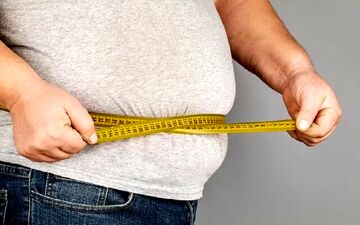 چگونه چربی اضافی شکم را آب کنیم؟