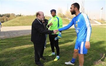  جلسه افتخاری با بازیکنان بعد از جشن قهرمانی