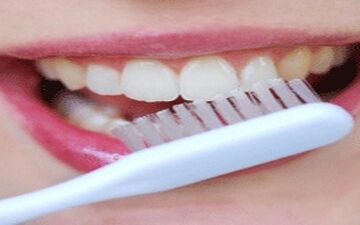 مسواک مناسب چه ویژگی هایی دارد؟