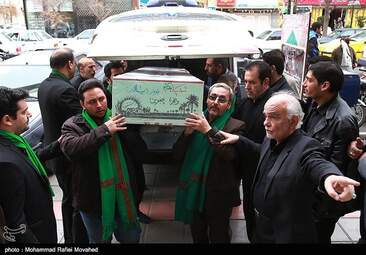 مراسم وداع با پیکر دو شهید گمنام در قم + تصاویر