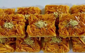 طرز تهیه  کیک ملکه بادام| خیلی شیک و خوشمزه س