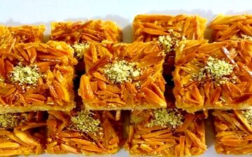 طرز تهیه  کیک ملکه بادام| خیلی شیک و خوشمزه س