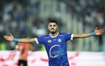 آزادی 10 زندانی توسط مهاجم استقلال 