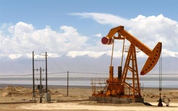  قیمت جهانی نفت امروز ۱۴۰۱/۰۴/۰۱ 