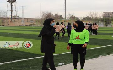 گزارش تصویری از دیدار «بادرود تهران» و «فرا ایساتیس کران» در لیگ یک بانوان 