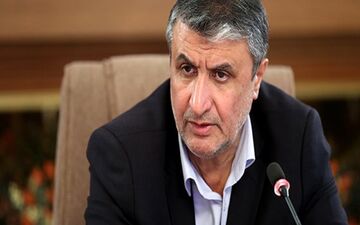 وزیر راه: توجهی به هشدار ما درباره انسداد آزادراه قزوین - رشت نشد/ بررسی چگونگی رفع مشکلات گیلان در جلسه ستاد بحران
