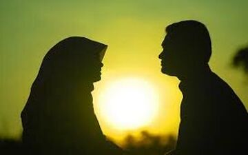 
چطور با همسر خود صمیمی باشیم؟
