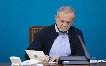 پزشکیان قهرمانی تیم ملی فوتسال را تبریک گفت 