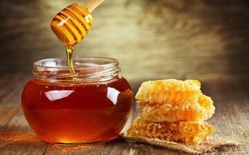 خواص عسل کنار (عسل سدر) و فواید درمانی‌ آن