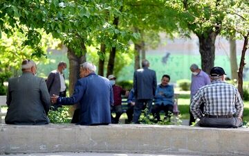 تاخیر در پرداخت حقوق بازنشستگان به چه علت است؟
