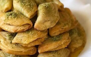 باقلوای صدفی به روش ترکیه ای رو این طوری درست کن / فوق العاده خوشمزه با طعم عالی است!
