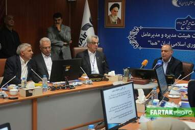 نشست خبری کاپیتان تورج دهقانی زنگنه مدیرعامل هواپیمایی هما 