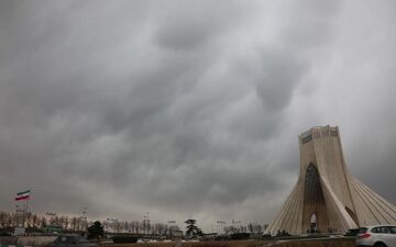 تهران خنک می‌شود؛ پیش‌بینی وزش باد و کاهش دما از سه‌شنبه