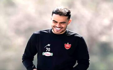 اورونوف همراه سرخ‌پوشان راهی خرم‌آباد شد