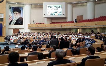 مراسم تجلیل از قهرمانان المپیک و پارالمپیک آغاز شد