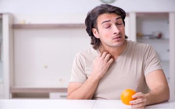 آلرژی و حساسیت به مرکبات چه علائمی دارد؟