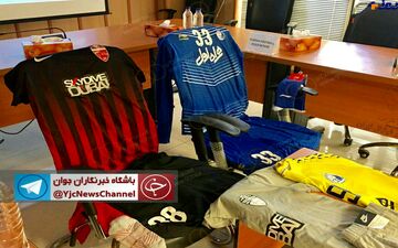 عکس/ رونمایی از پیراهن دو تیم استقلال تهران و الاهی امارات