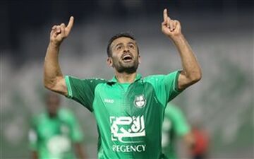  فرمانده استقلالی‌ها لاجوری پوش می‌شود
