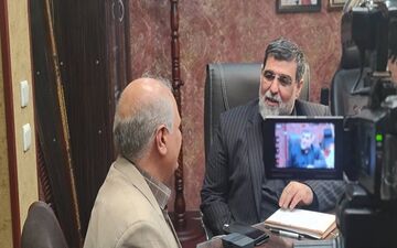 دلایل عدم موفقیت ایران در جذب گردشگران از زبان پرفسور ملک زاده 