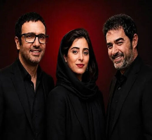 ویدئو | حضور آناهیتا افشار و محمدرضا فروتن در اکران خصوصی فیلم «بی‌دار»