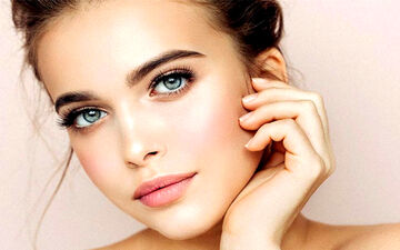 ۵ ماسک صورت خانگی فوق‌العاده برای پوست شما پس از اصلاح با وکس و بند
