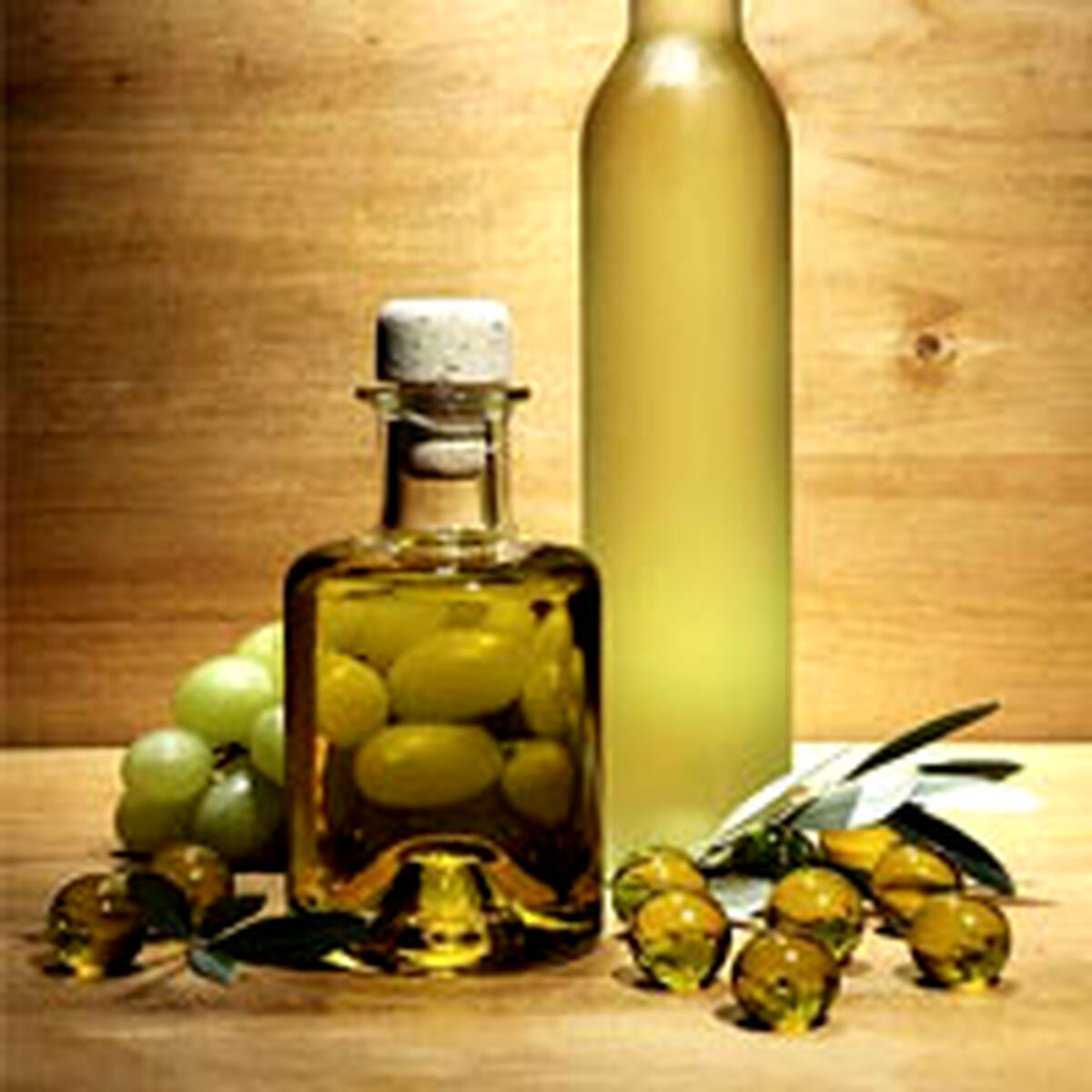 چگونه روغن زیتون تقلبی رو تشخیص دهیم؟ + مشخصات روغن زیتون اصل
