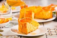 طرز تهیه کیک نارنگی خوشمزه با سس نارنگی