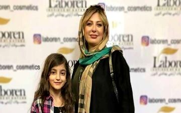 تیپ نیوشا ضیغمی به عنوان مدل برند آرایشی!
