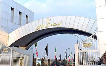 حضور در انتخابات والیبال خللی در مسئولیت داورزنی ایجاد نمی‌کند
