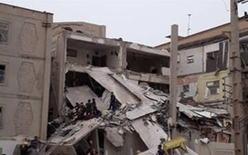 نخستین فیلم از حادثه ریزش ساختمان در اهواز