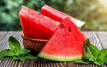 بهترین زمان خوردن هندوانه چه موقع است؟
