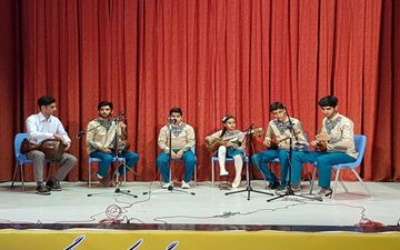 نوای گروه موسیقی کودکان و نوجوانان موسسه فرهنگی و هنری خنیای دانوش در همایش فرهنگ کتابخوانی به روایت تصویر