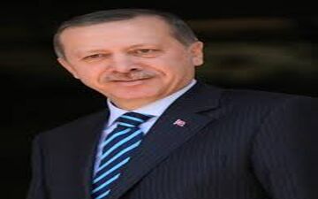 بیهوش شدن اردوغان در مراسم عید فطر