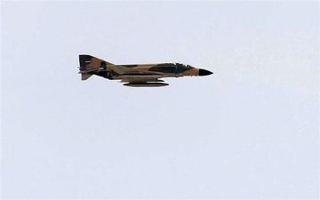  نخستین هواپیمای جنگنده ایرانی با نام «کوثر» رونمایی شد