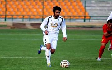 استقلال بی‌خیال گزینه پرسپولیس شد 