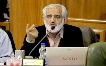 سیستم نظارت بر انتخابات شوراها غلط است/ پیگیر رفع مشکل ساخت و ساز زمین‌های قولنامه‌ای هستیم
