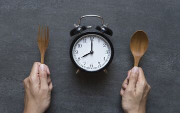 تا وعده بعدی غذا چقدر باید صبر کنیم؟