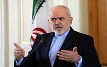 ظریف: آن‌چه آمریکا انجام می‌دهد تحریم نیست، تروریسم اقتصادی است