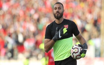 دروازه‌بان پرسپولیسی طرفدار سرمربی استقلال شد!