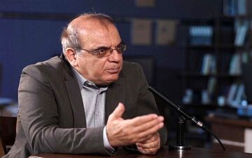 عباس عبدی: جنگ جایگاه اجتماعی ایرانیان را ارتقا داد