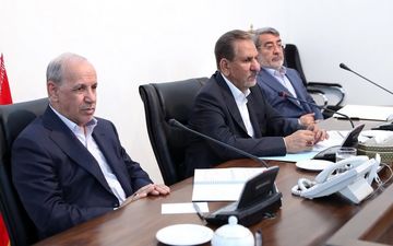 مشکلات نظام اداری سرعت توسعه کشور را کند کرده است