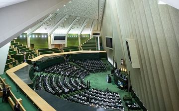 استیضاح وزرا پس از 3 کارت زرد بدون ارجاع به کمیسیون اعلام وصول می‌شود