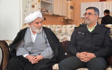 
پلیس حافظ راستین اقتدار و امنیت کشور است/ حاج قاسم پوشالی بودن هیمنه آمریکا را به جهانیان نشان داد